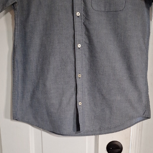 RVCA Men's Gray Short Sleeve Shirt - Picture 4 of 10